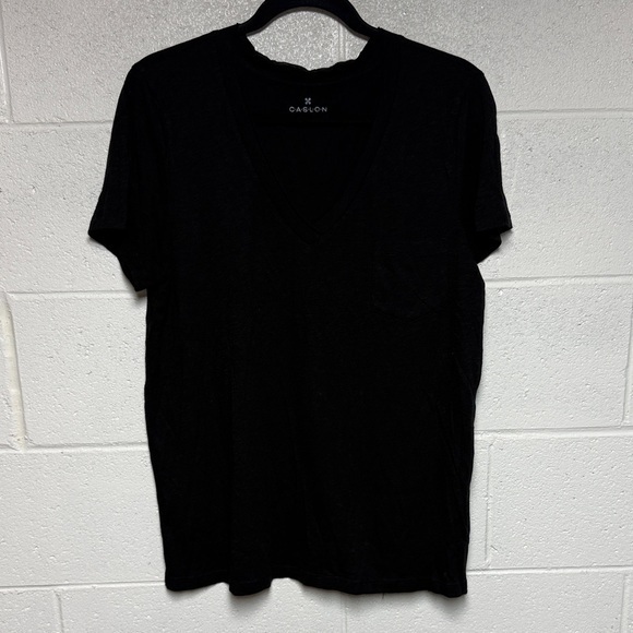 Caslon Tops - Caslon Women's Black V-Neck Short Sleeve Tee
